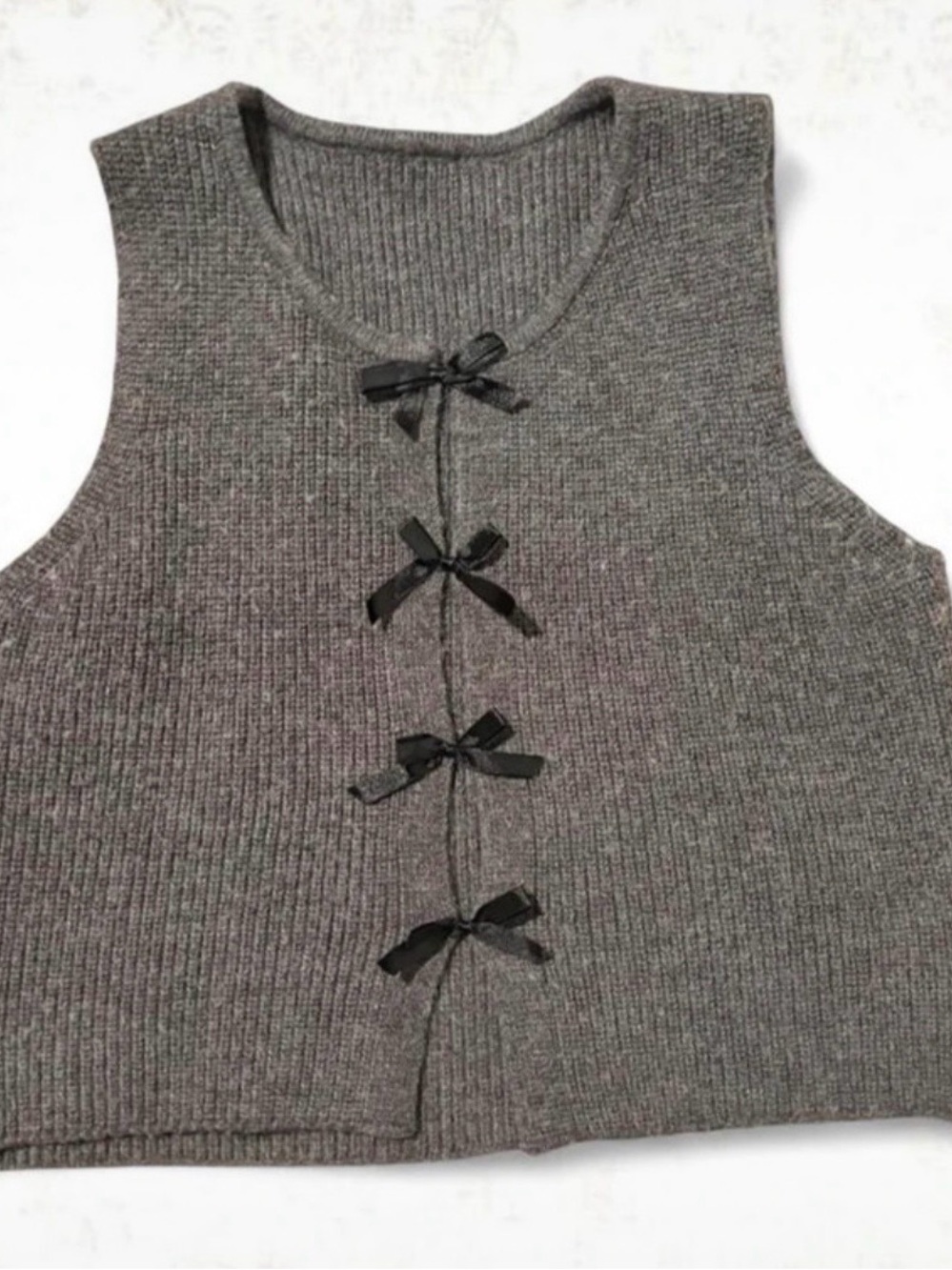SHEIN Gray Ribbed Sleeveless Knit Vest with Black Ribbon Bows